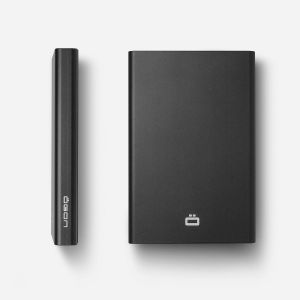 Ögon Design Alumiininen Korttikotelo Slider Opium Black