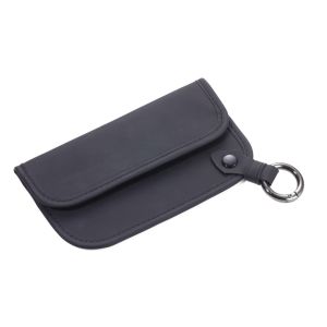 Petossuojalla varustettu suojakotelo auton avaimille - Car key case pro